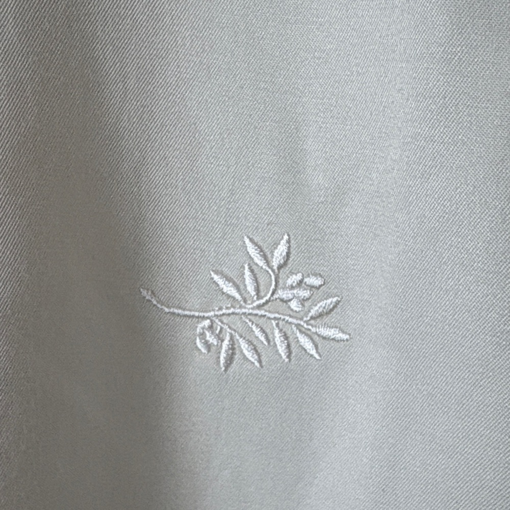 Women's Ivory Tunic Top - Picture 3 of 13